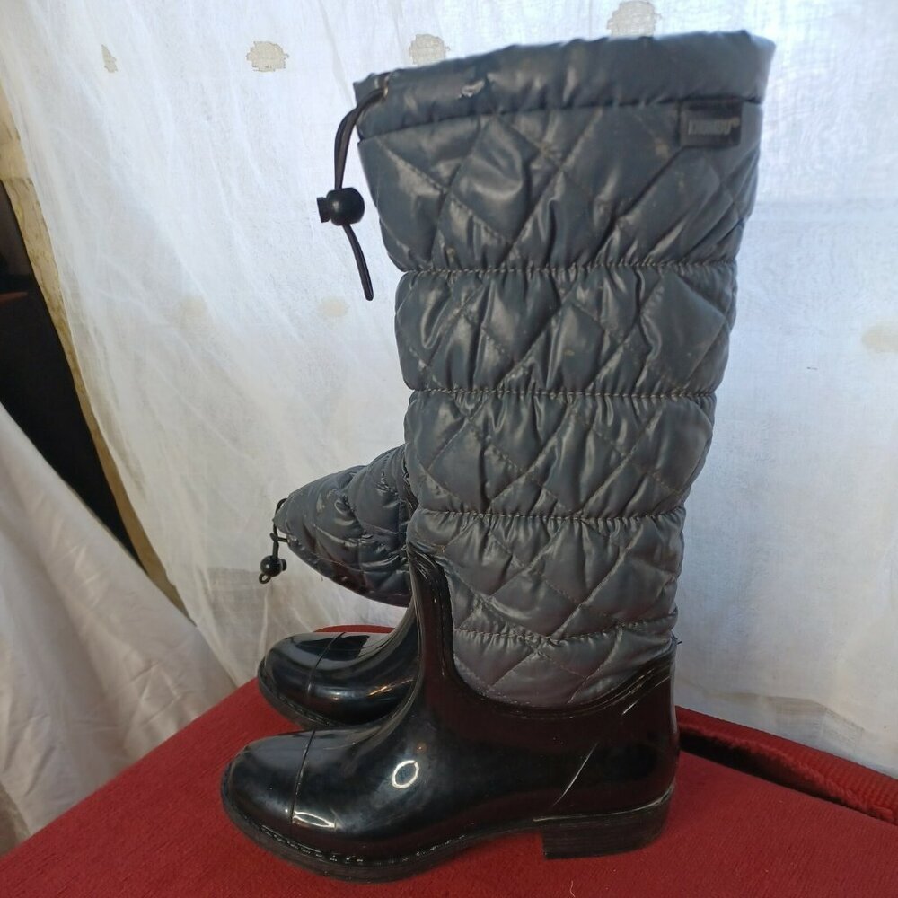 Khombu Pewter Metallic Winter Boots Womens Size 8 Quilted Silver Waterproof